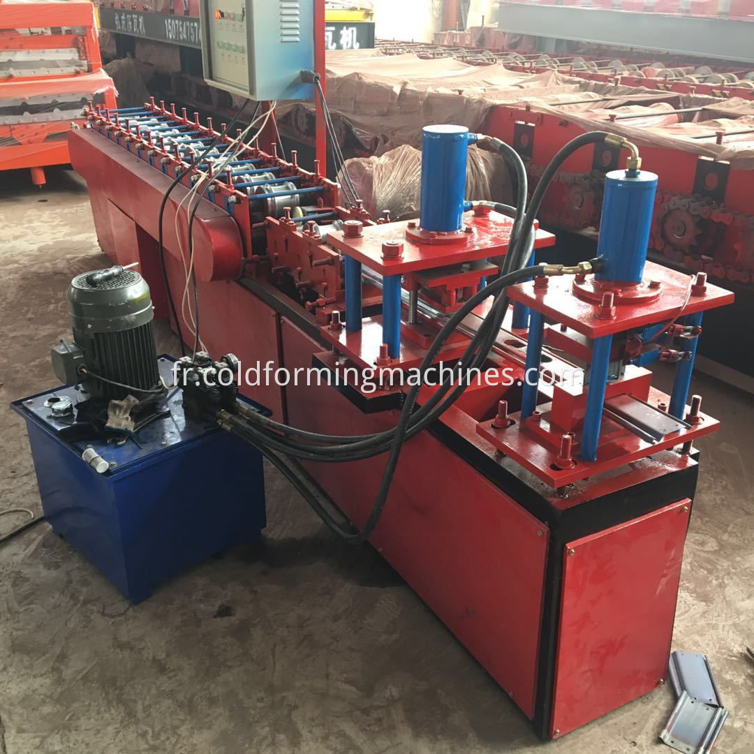 roller shutter door machine